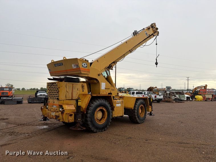 image for item DQ0011 Grove RT552 crane