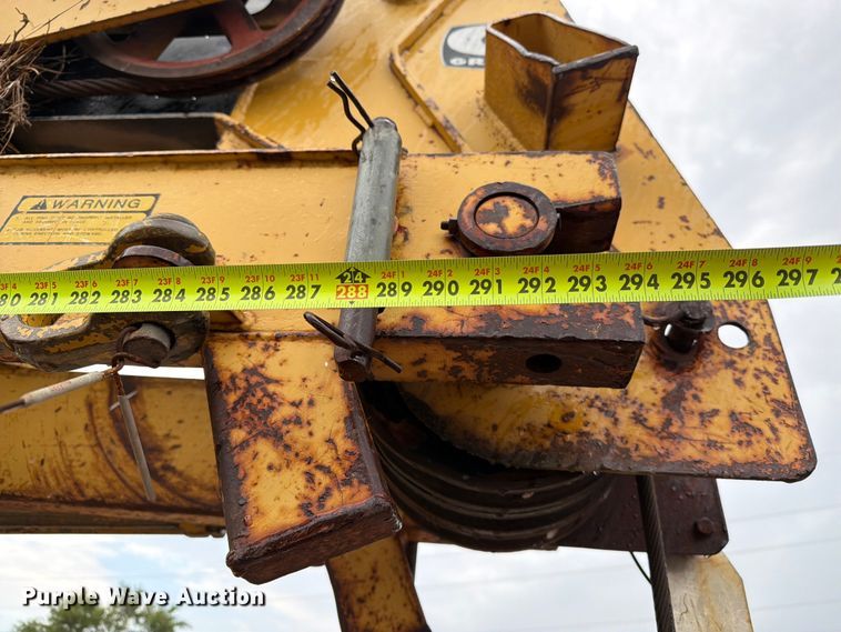 image for item DQ0011 Grove RT552 crane
