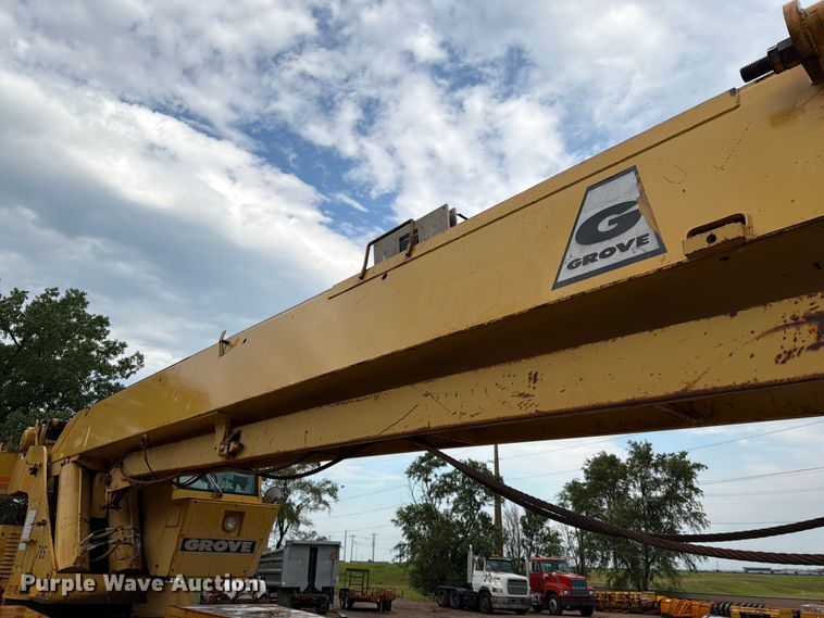 image for item DQ0011 Grove RT552 crane