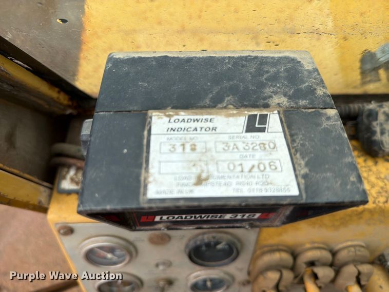 image for item DQ0011 Grove RT552 crane