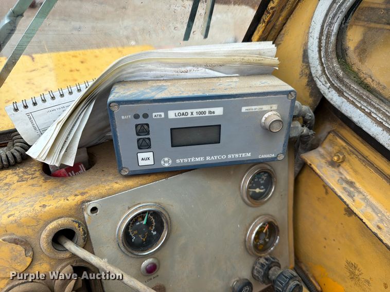 image for item DQ0011 Grove RT552 crane