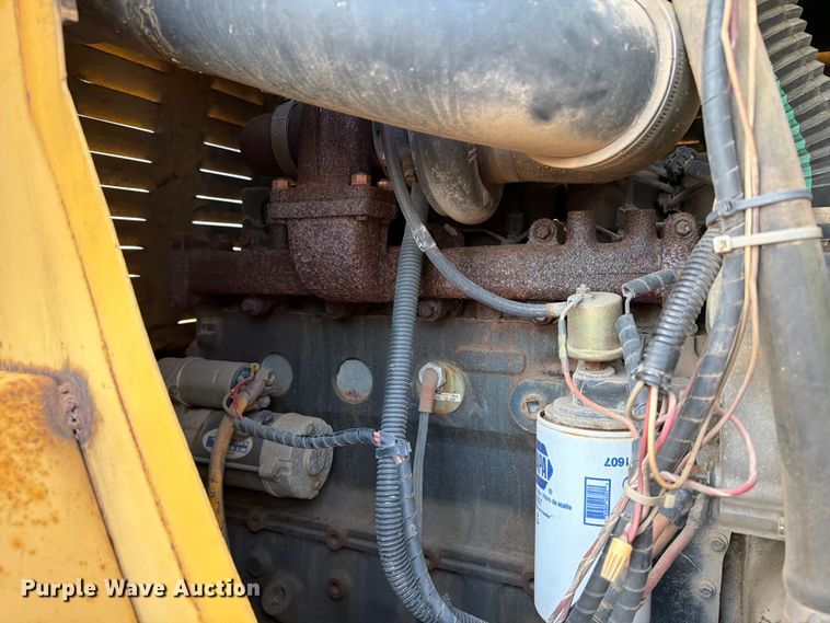 image for item DQ0011 Grove RT552 crane