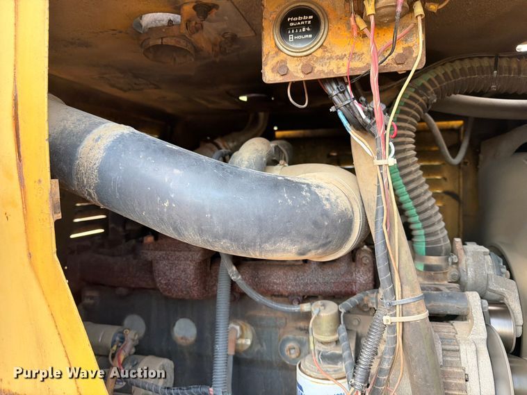 image for item DQ0011 Grove RT552 crane