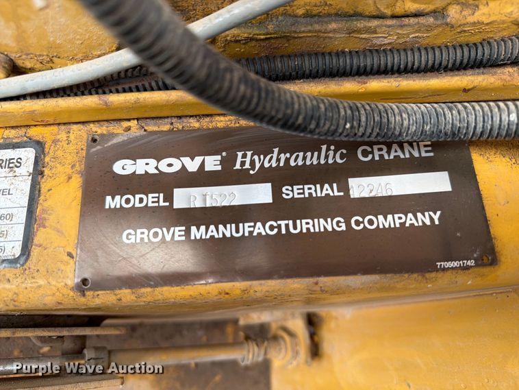 image for item DQ0011 Grove RT552 crane