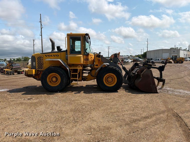 image for item DQ0016 2005 Volvo L70E wheel loader