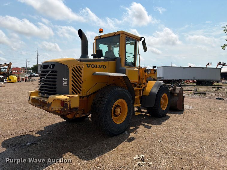 image for item DQ0016 2005 Volvo L70E wheel loader