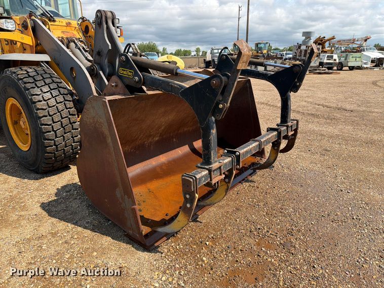 image for item DQ0016 2005 Volvo L70E wheel loader