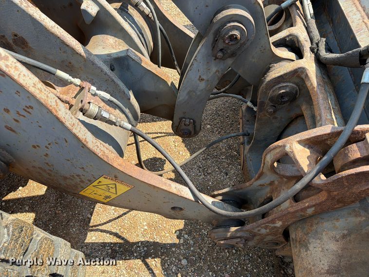 image for item DQ0016 2005 Volvo L70E wheel loader