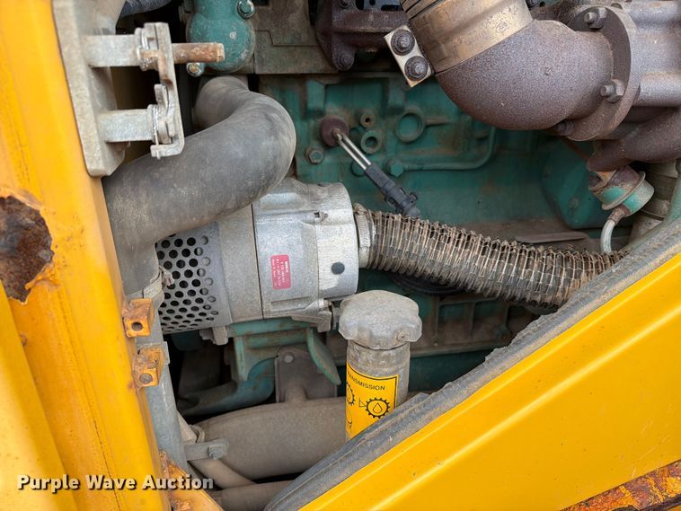 image for item DQ0016 2005 Volvo L70E wheel loader