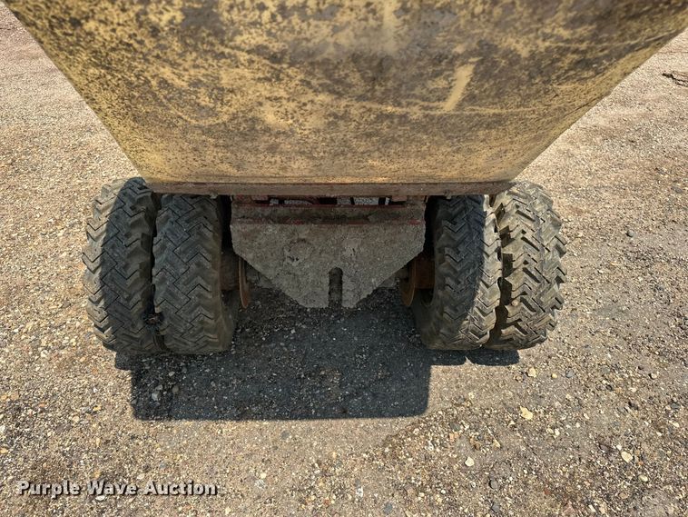 image for item DQ0018 Whiteman concrete buggy