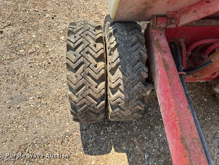 image for item DQ0018 Whiteman concrete buggy