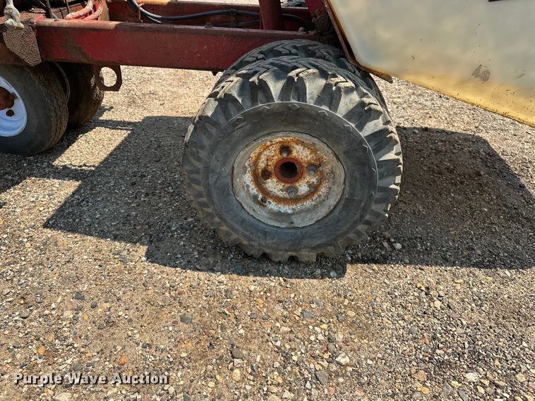 image for item DQ0018 Whiteman concrete buggy