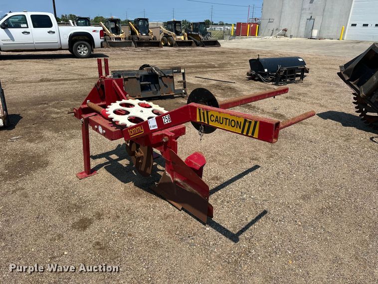 image for item DQ0019 Tommy silt fence plow