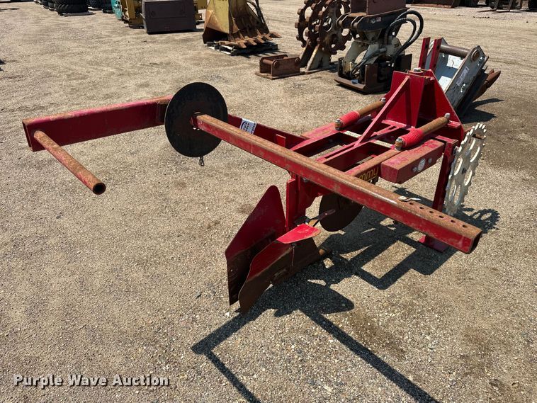 image for item DQ0019 Tommy silt fence plow