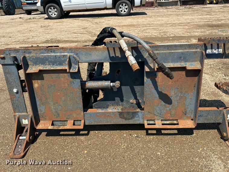 image for item DQ0021 Caterpillar skid steer cold planer