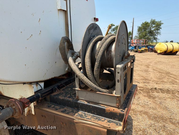 image for item DQ0023 2001 Volvo Truck WG tank truck