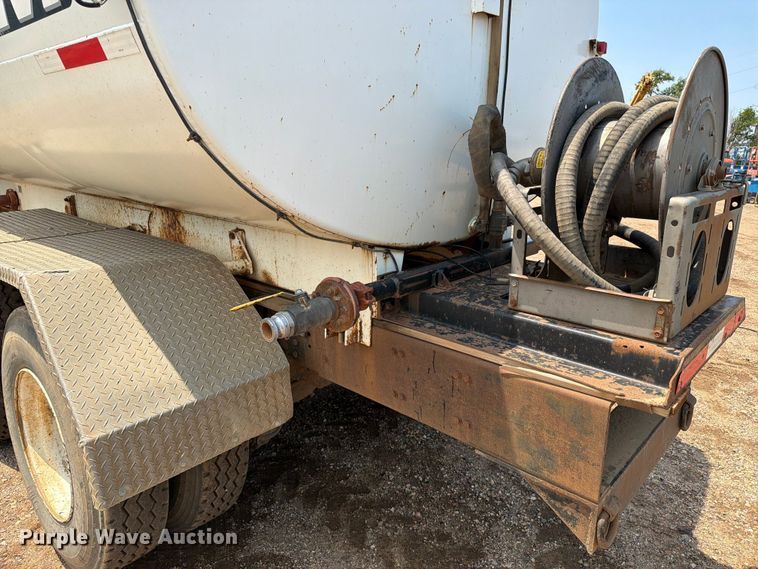image for item DQ0023 2001 Volvo Truck WG tank truck