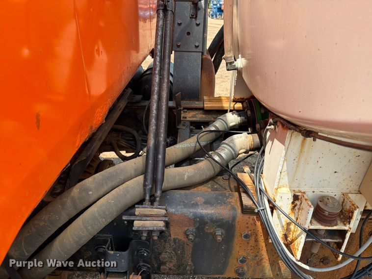 image for item DQ0023 2001 Volvo Truck WG tank truck