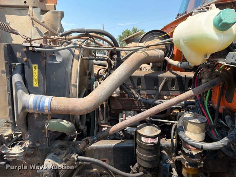 image for item DQ0023 2001 Volvo Truck WG tank truck