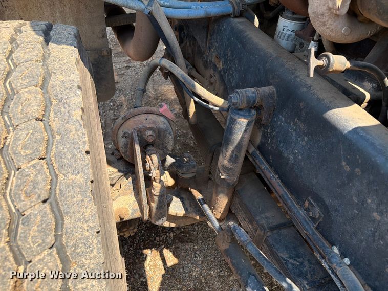 image for item DQ0023 2001 Volvo Truck WG tank truck