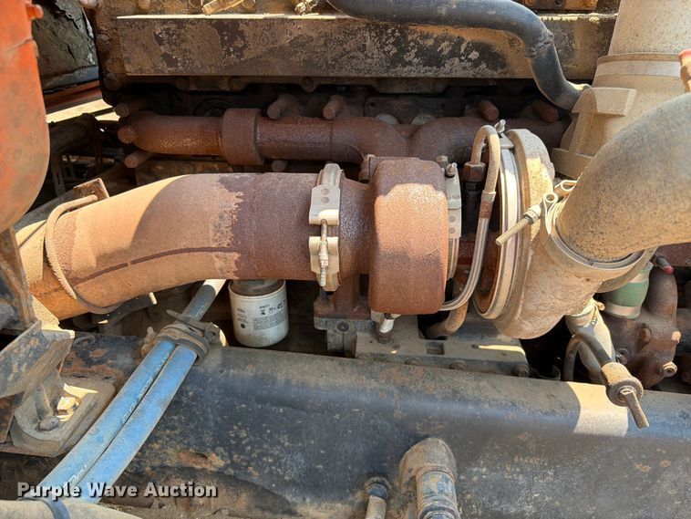 image for item DQ0023 2001 Volvo Truck WG tank truck