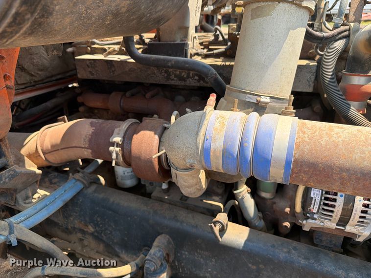 image for item DQ0023 2001 Volvo Truck WG tank truck