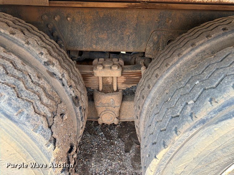 image for item DQ0023 2001 Volvo Truck WG tank truck