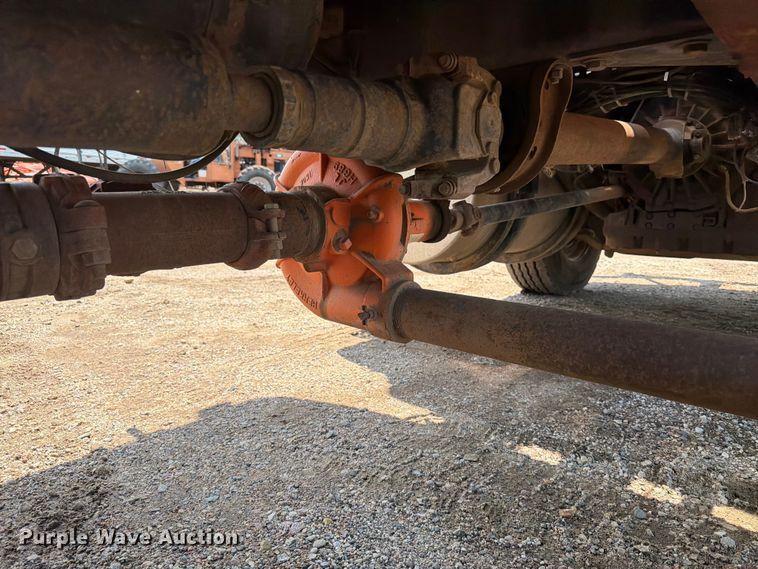 image for item DQ0023 2001 Volvo Truck WG tank truck