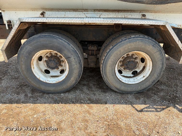 image for item DQ0023 2001 Volvo Truck WG tank truck