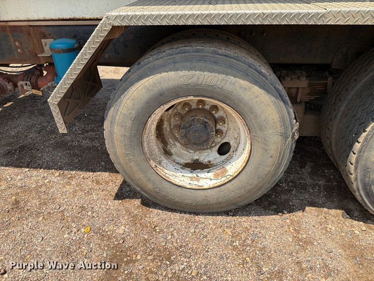 image for item DQ0023 2001 Volvo Truck WG tank truck