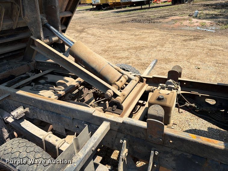 image for item DQ0024 2015 RAM 4500 Crew Cab dump truck