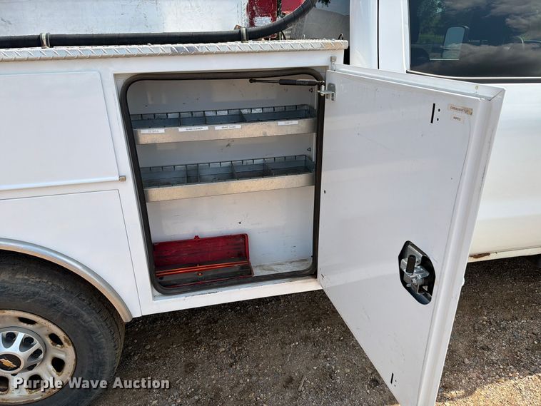 image for item DQ0026 2015 Chevrolet Silverado 3500HD Crew Cab utility bed pickup truck