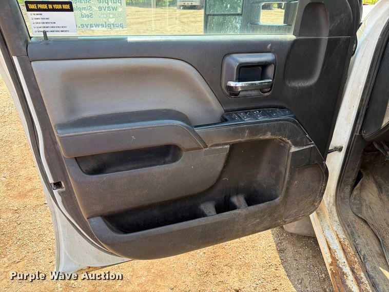image for item DQ0026 2015 Chevrolet Silverado 3500HD Crew Cab utility bed pickup truck