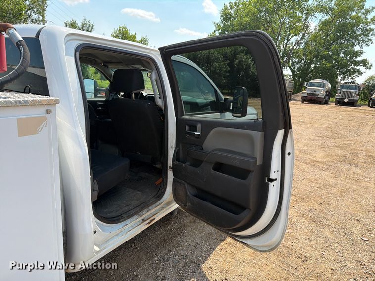 image for item DQ0026 2015 Chevrolet Silverado 3500HD Crew Cab utility bed pickup truck