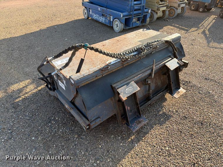 image for item DQ0030 Edge skid steer sweeper