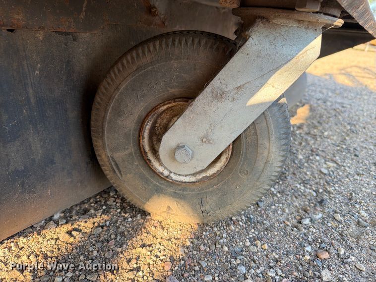 image for item DQ0030 Edge skid steer sweeper