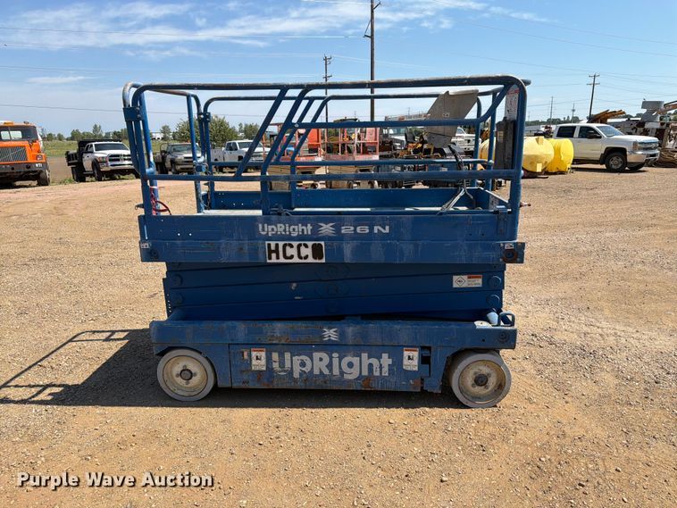 image for item DQ0031 Upright 26N scissor lift