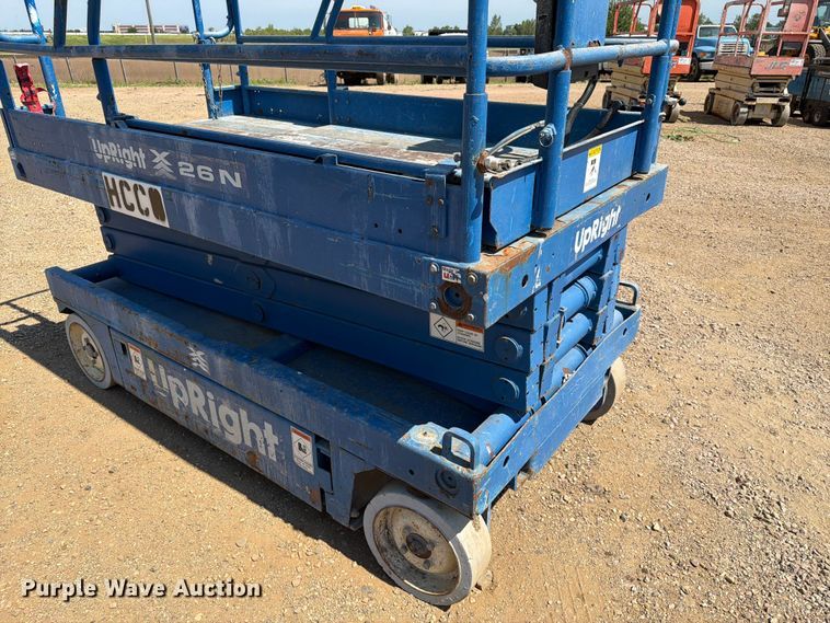 image for item DQ0031 Upright 26N scissor lift