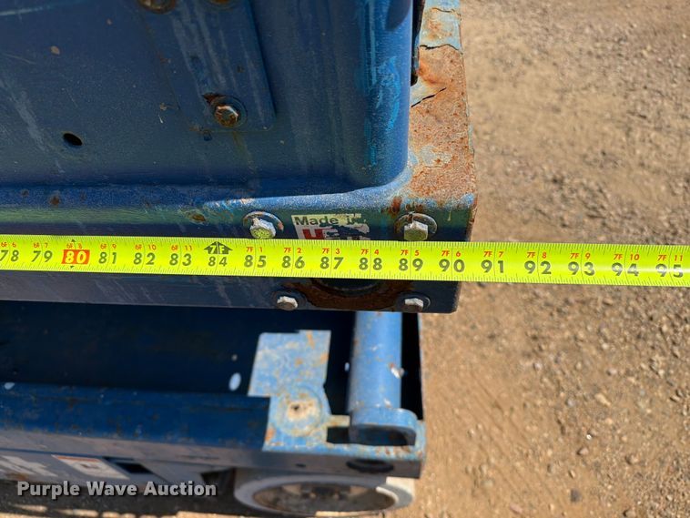 image for item DQ0031 Upright 26N scissor lift
