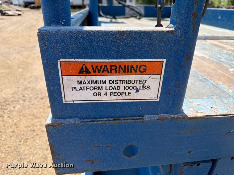 image for item DQ0031 Upright 26N scissor lift