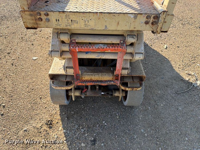 image for item DQ0033 1999 JLG 2032E2 scissor lift