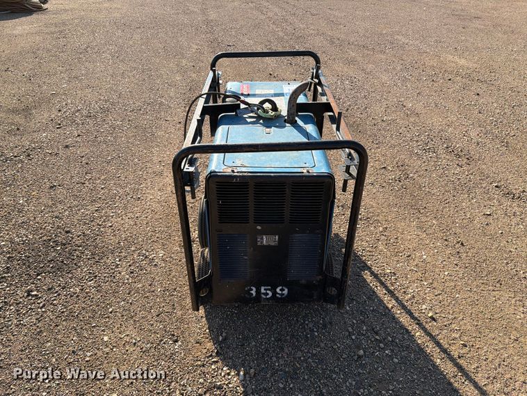 image for item DQ0034 2009 Miller Bobcat 250 welder/generator