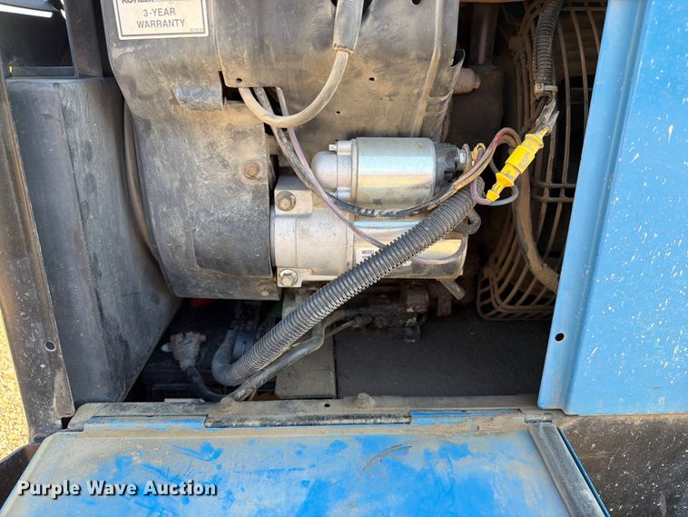 image for item DQ0034 2009 Miller Bobcat 250 welder/generator