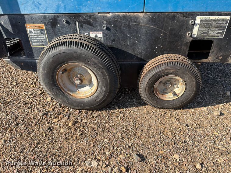 image for item DQ0034 2009 Miller Bobcat 250 welder/generator