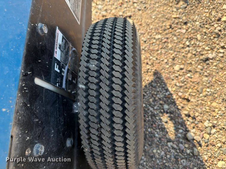image for item DQ0034 2009 Miller Bobcat 250 welder/generator