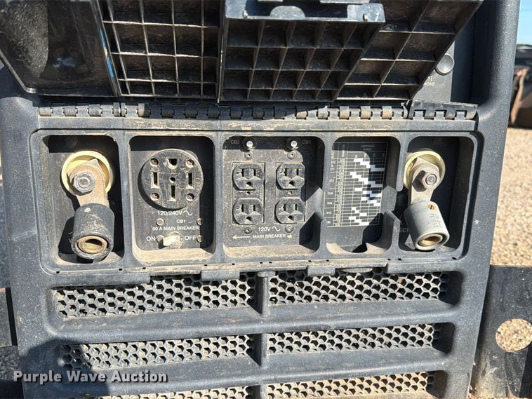 image for item DQ0035 2009 Miller Bobcat 250 welder/generator