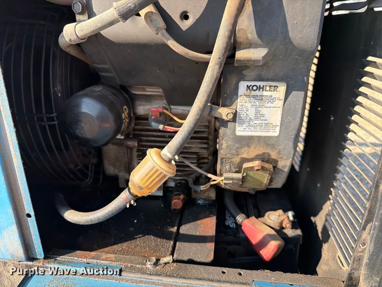 image for item DQ0035 2009 Miller Bobcat 250 welder/generator
