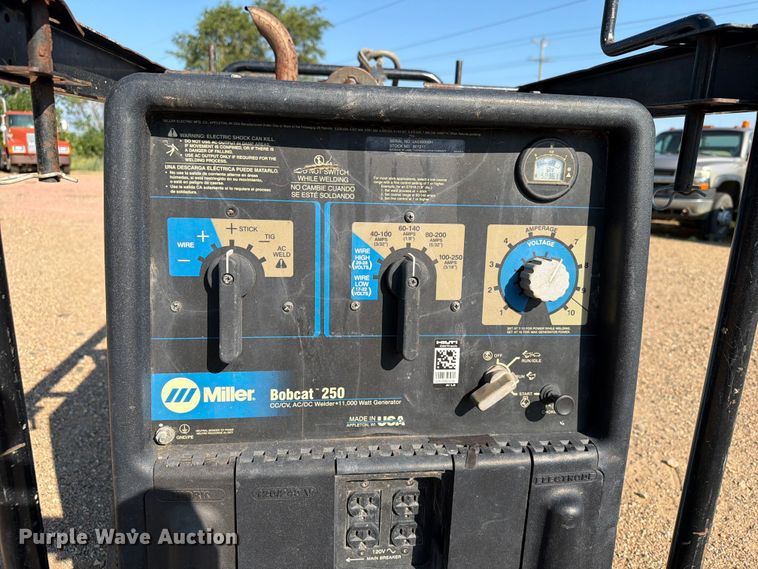 image for item DQ0036 2009 Miller Bobcat 250 welder/generator