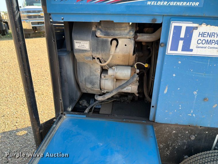 image for item DQ0036 2009 Miller Bobcat 250 welder/generator