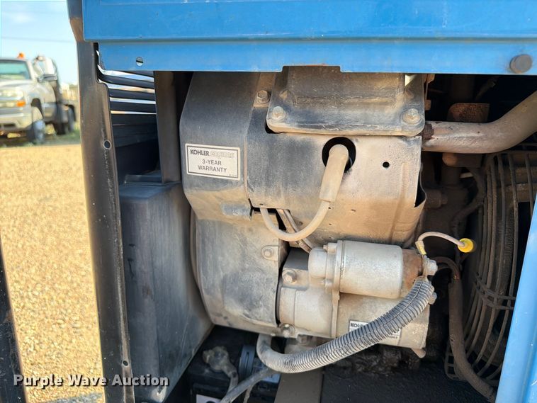 image for item DQ0036 2009 Miller Bobcat 250 welder/generator